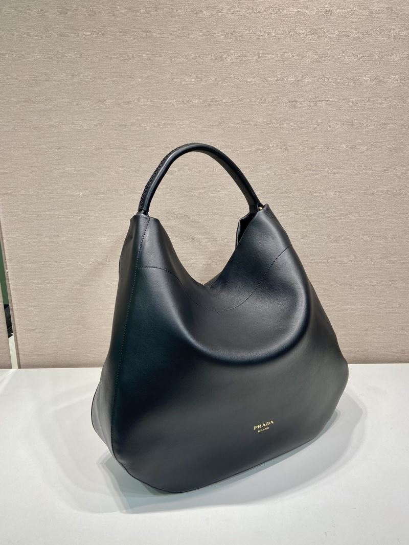 Pra*a tote bags